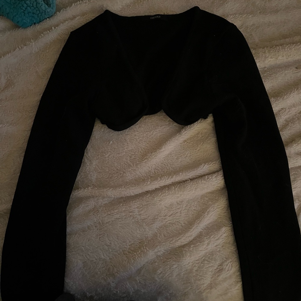 Black forever 21 shrug